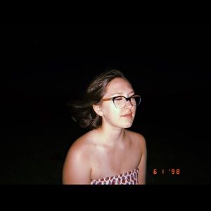 Meet your Posher, Olivia